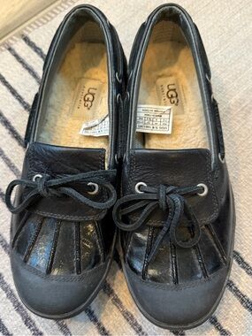 UGG Ashdale 1001768 Black Leather Shearling Lined Waterproof Duck Shoes 7.5